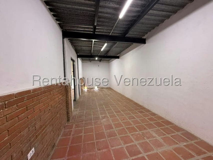 Comercial (Galpon - Deposito) en Alquiler en Boleita Sur, Distrito Metropolitano - 10