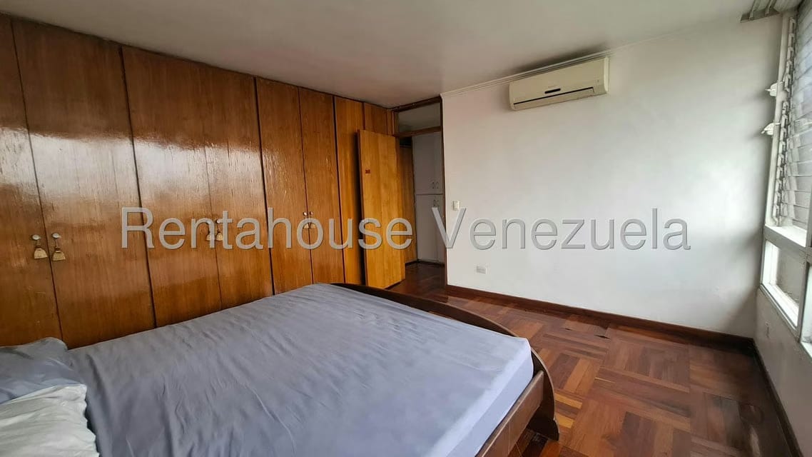 Apartamento (1 Nivel) en Venta en La Florida, Distrito Metropolitano - 17