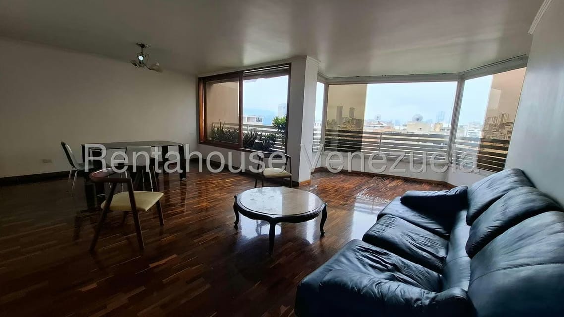 Apartamento (1 Nivel) en Venta en La Florida, Distrito Metropolitano - 10