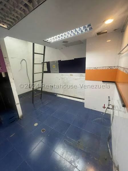 Comercial (Local Comercial) en Venta en El Paraiso, Distrito Metropolitano - 6