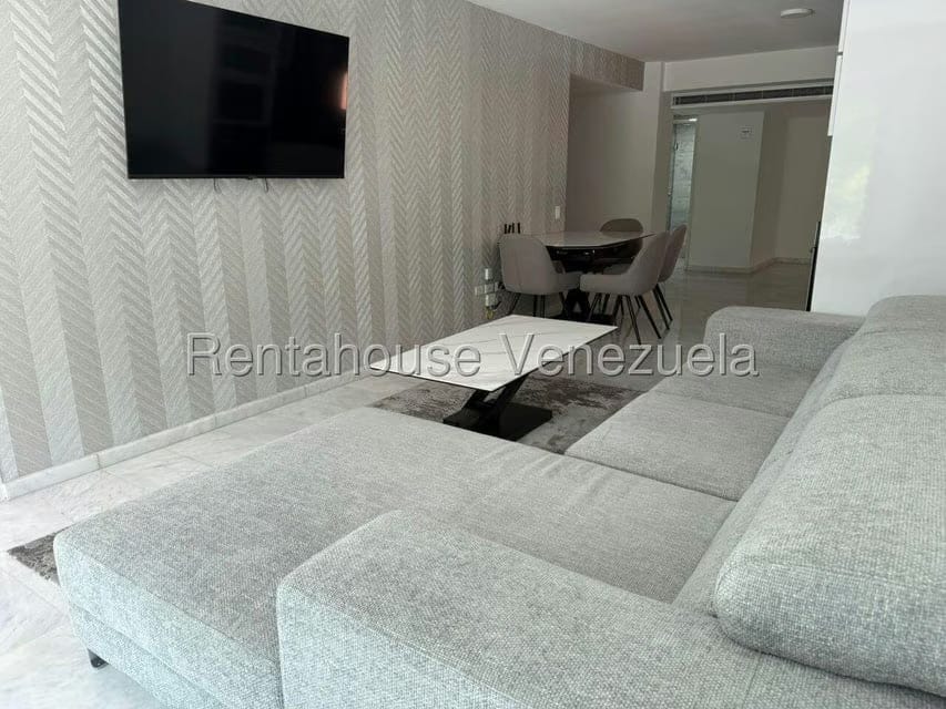 Apartamento (1 Nivel) en Alquiler en La Castellana, Distrito Metropolitano - 13