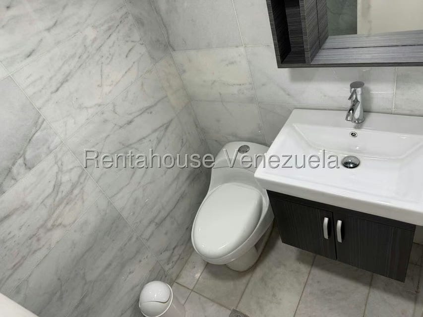 Apartamento (1 Nivel) en Alquiler en La Castellana, Distrito Metropolitano - 21