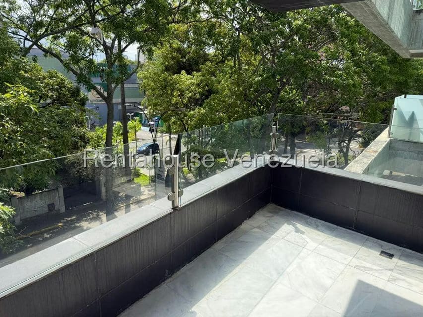 Apartamento (1 Nivel) en Alquiler en La Castellana, Distrito Metropolitano - 24