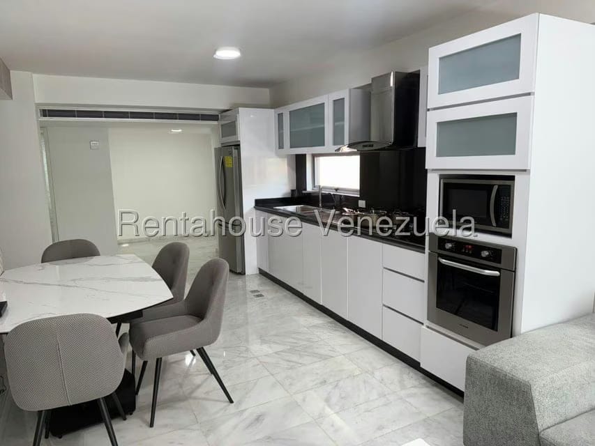 Apartamento (1 Nivel) en Alquiler en La Castellana, Distrito Metropolitano - 10