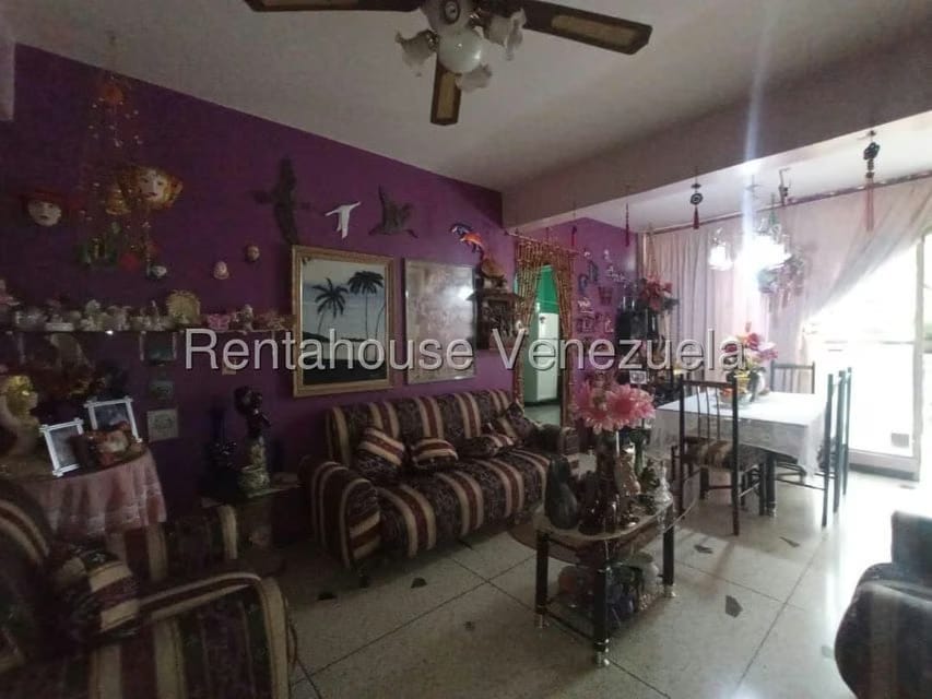 Apartamento (1 Nivel) en Venta en Centro, Carabobo - 3