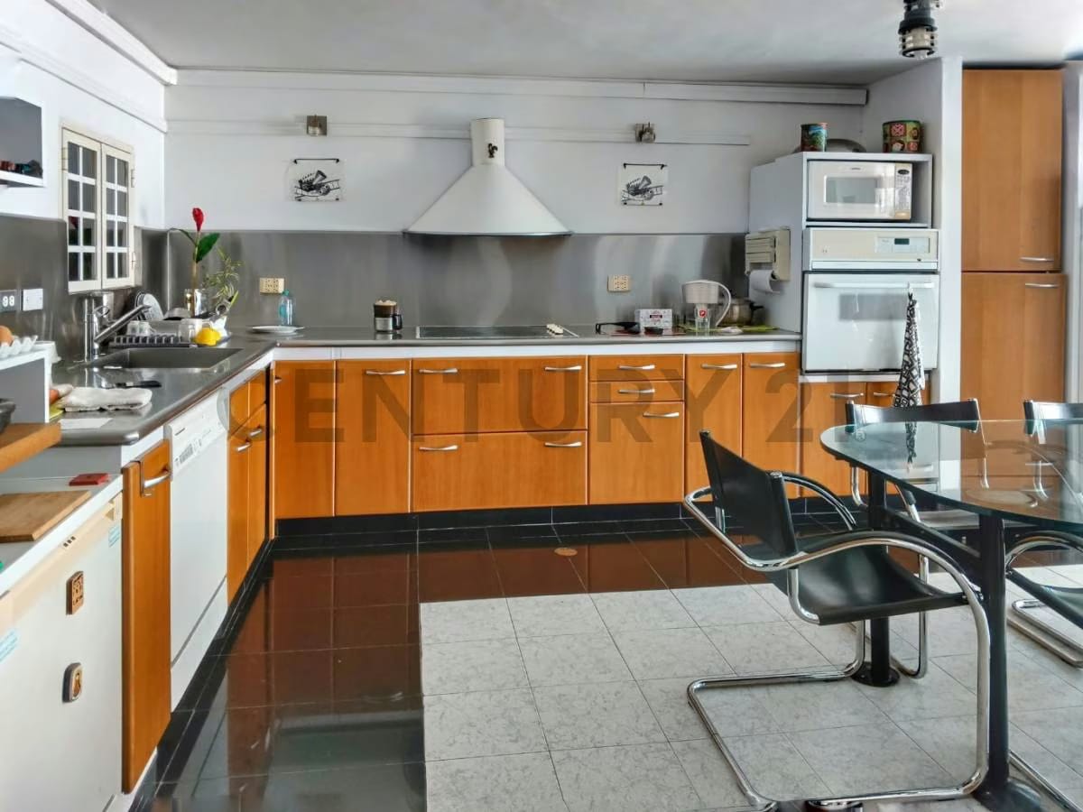 En venta Town House, La Macarena Sur, Los Teques Edo. Miranda - 9