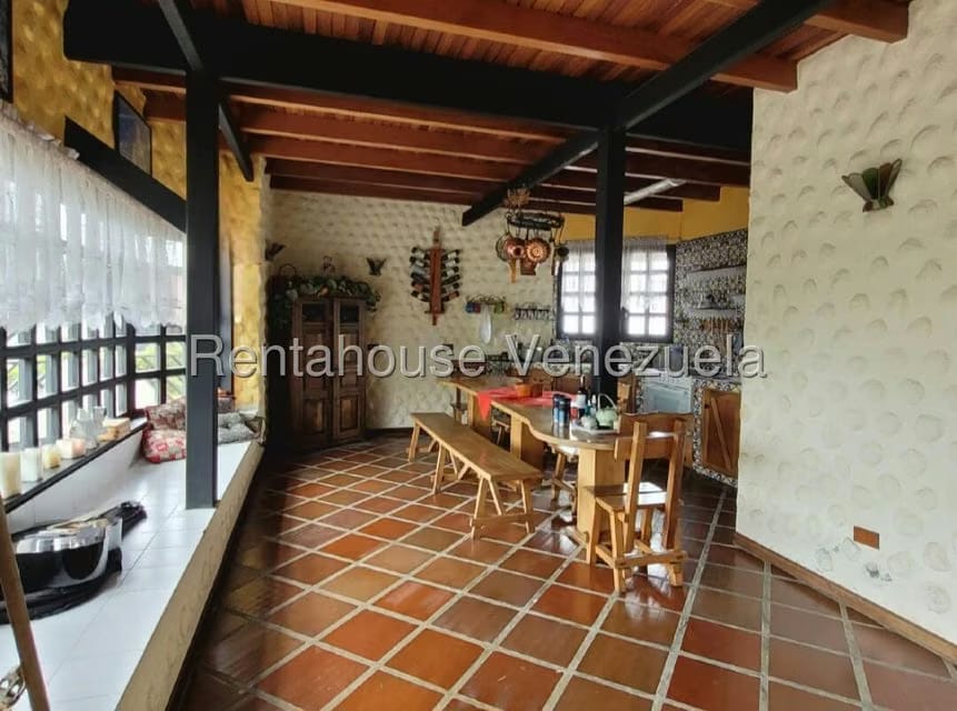 Casa (Multipes Niveles) en Venta en La Colonia Tovar, Aragua - 12