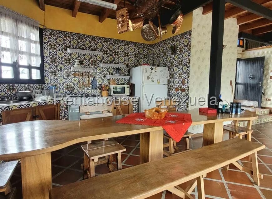 Casa (Multipes Niveles) en Venta en La Colonia Tovar, Aragua - 15