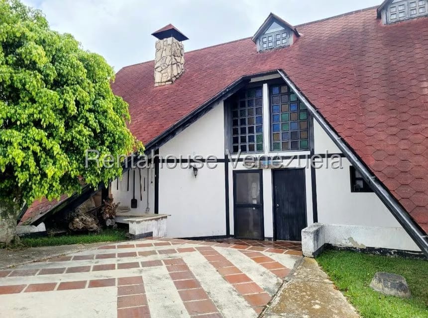 Casa (Multipes Niveles) en Venta en La Colonia Tovar, Aragua - 4