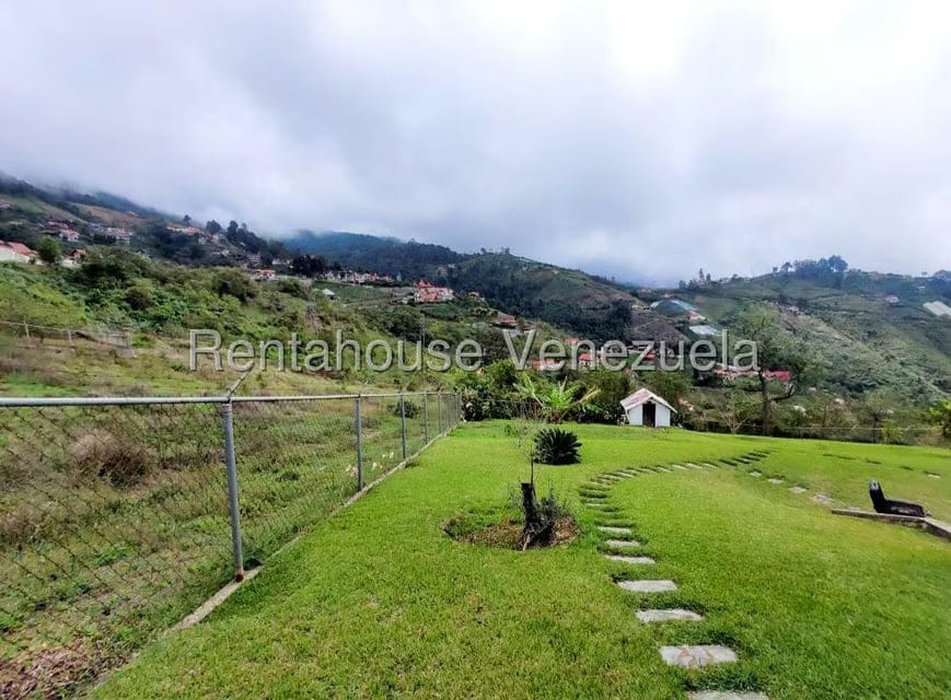 Casa (Multipes Niveles) en Venta en La Colonia Tovar, Aragua - 8