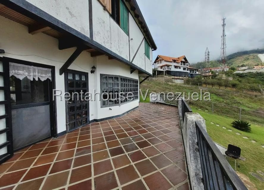 Casa (Multipes Niveles) en Venta en La Colonia Tovar, Aragua - 10