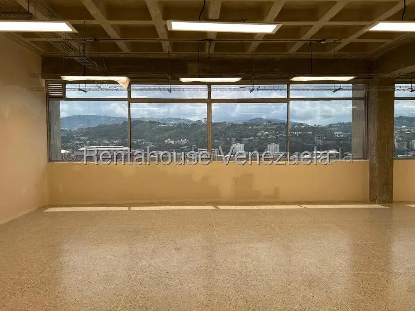 Comercial (Oficina) en Venta en Los Cortijos de Lourdes, Distrito Metropolitano - 6