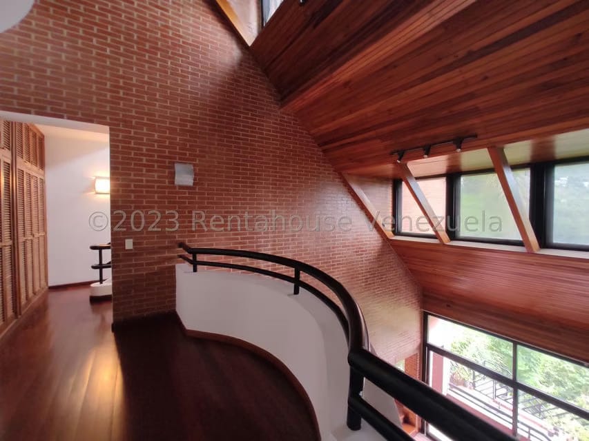 Casa (Multipes Niveles) en Venta en Colinas del Tamanaco, Distrito Metropolitano - 37