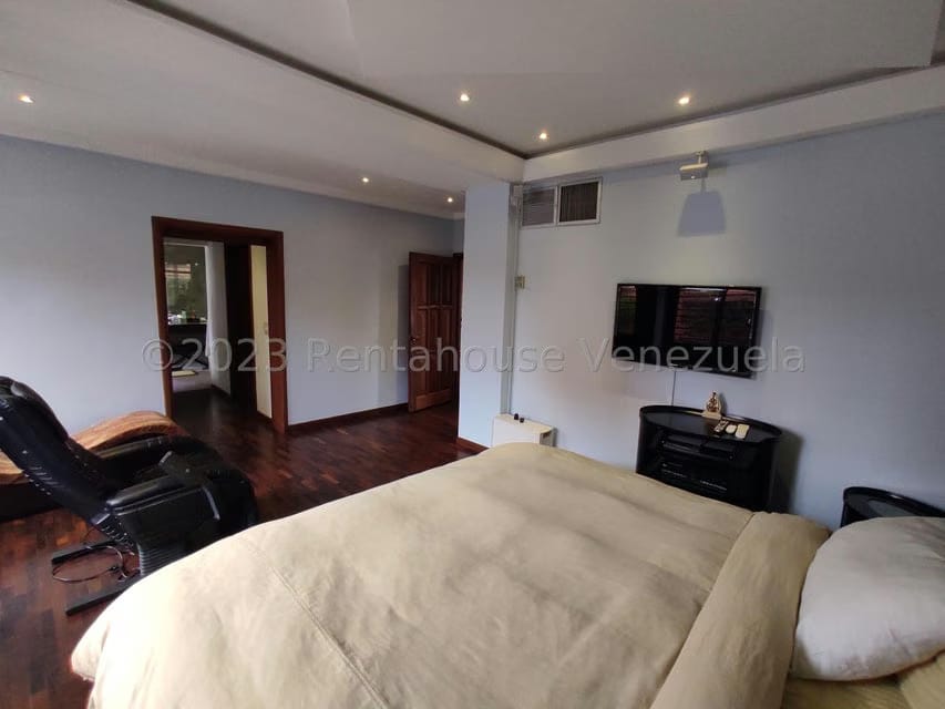 Casa (Multipes Niveles) en Venta en Colinas del Tamanaco, Distrito Metropolitano - 40