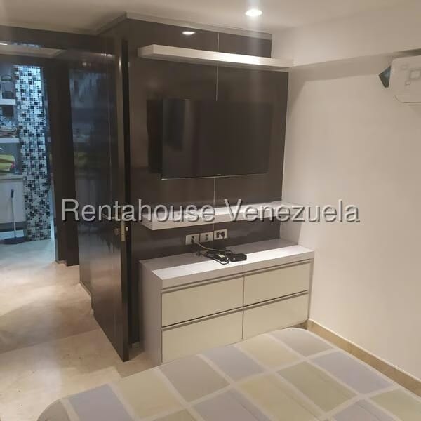 Casa (Duplex) en Venta en Guataparo, Carabobo - 24