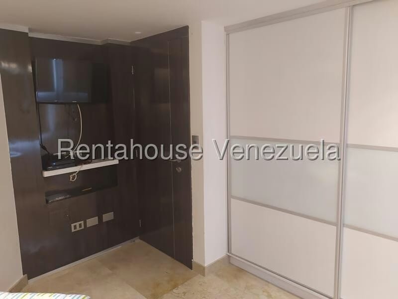 Casa (Duplex) en Venta en Guataparo, Carabobo - 27