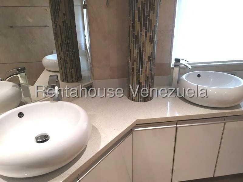 Casa (Duplex) en Venta en Guataparo, Carabobo - 39