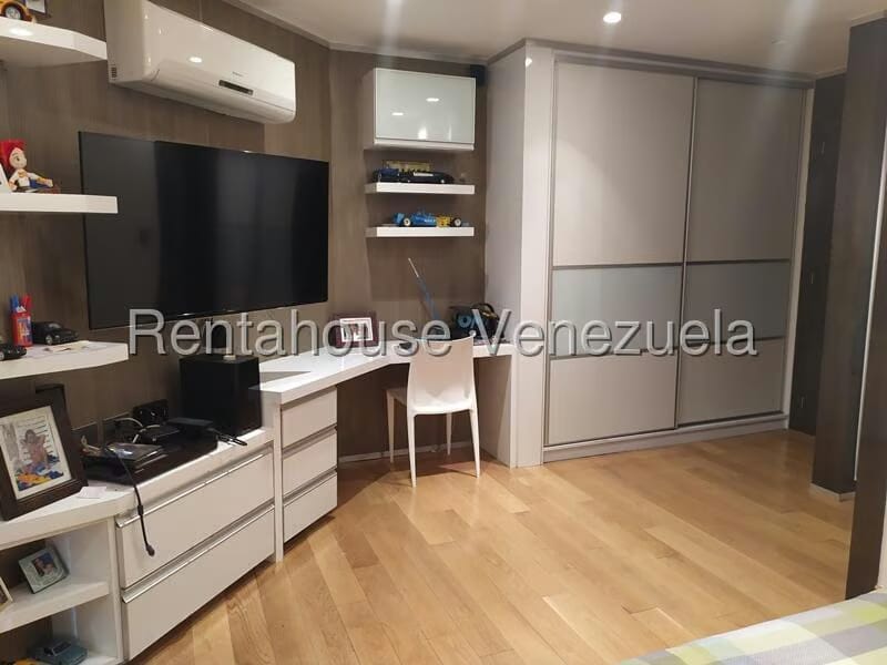 Casa (Duplex) en Venta en Guataparo, Carabobo - 52