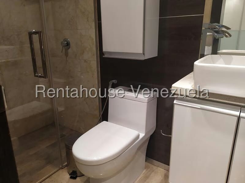 Casa (Duplex) en Venta en Guataparo, Carabobo - 53
