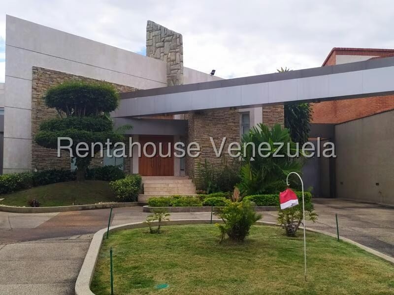 Casa (Duplex) en Venta en Guataparo, Carabobo - 68