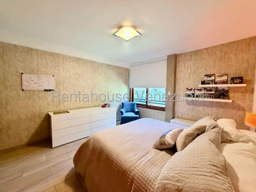 Casa (Duplex) en Venta en La Lagunita Country Club, Distrito Metropolitano - 38