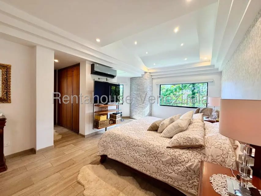 Casa (Duplex) en Venta en La Lagunita Country Club, Distrito Metropolitano - 41
