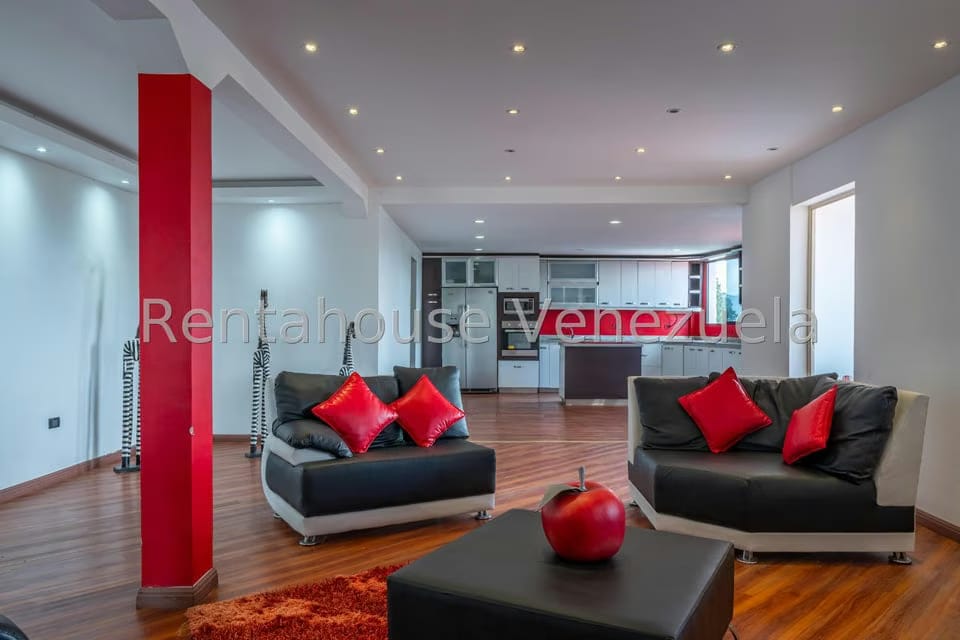 Casa (Duplex) en Venta en Colinas de San Antonio, Miranda - 22