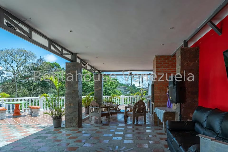 Casa (Duplex) en Venta en Colinas de San Antonio, Miranda - 30