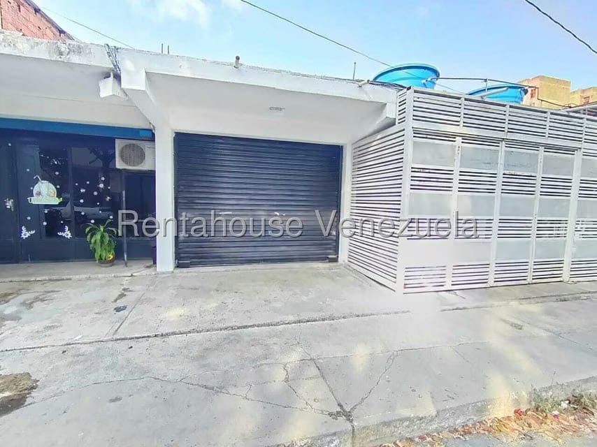 Comercial (Local Comercial) en Alquiler en Centro, Lara - 13