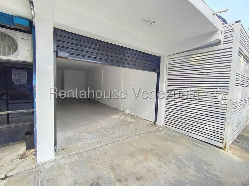 Comercial (Local Comercial) en Alquiler en Centro, Lara - 3