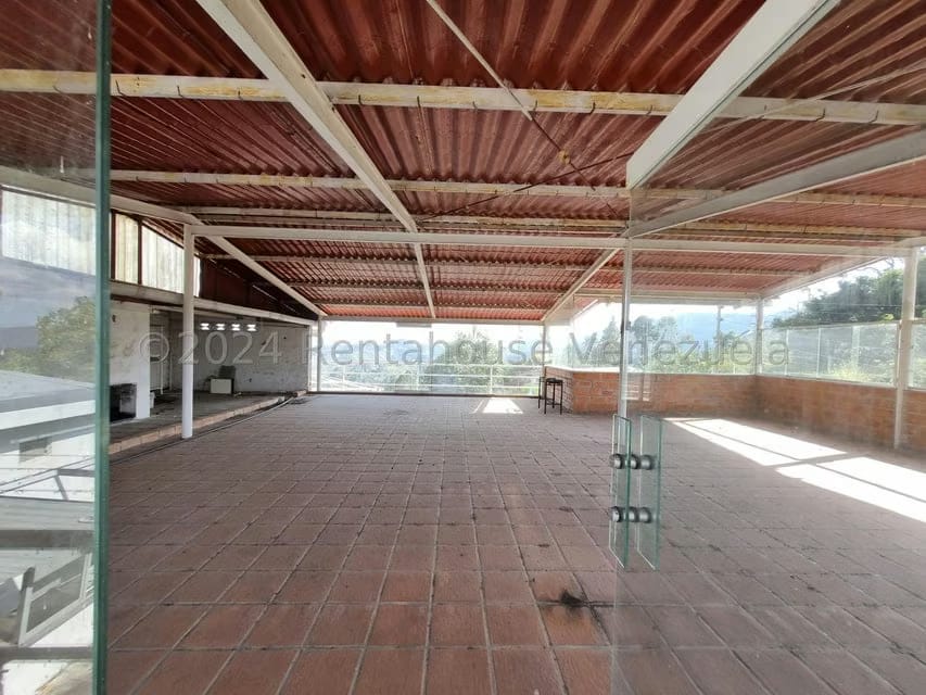 Comercial (Galpon - Deposito) en Venta en La Suiza, Miranda - 24