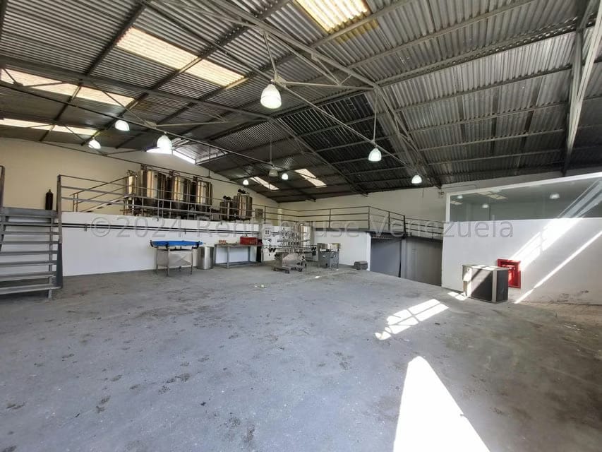 Comercial (Galpon - Deposito) en Venta en La Suiza, Miranda - 6