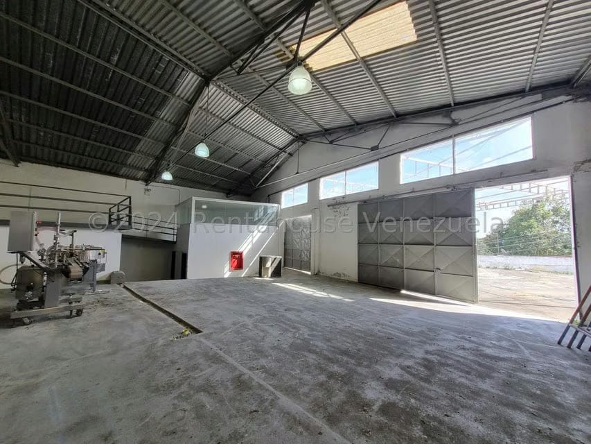 Comercial (Galpon - Deposito) en Venta en La Suiza, Miranda - 7