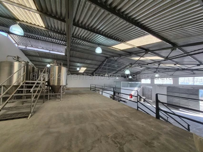 Comercial (Galpon - Deposito) en Venta en La Suiza, Miranda - 8