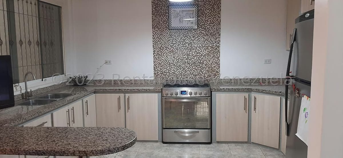 Casa (Multipes Niveles) en Venta en Colinas de Carrizal, Miranda - 12