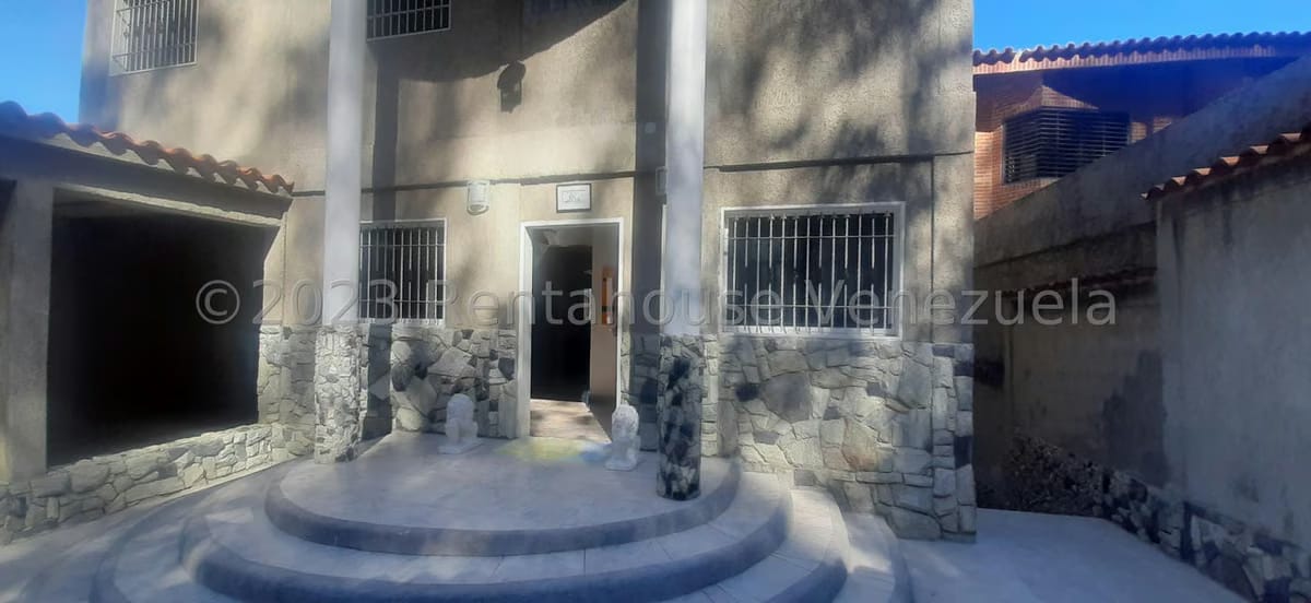 Casa (Multipes Niveles) en Venta en Colinas de Carrizal, Miranda - 3