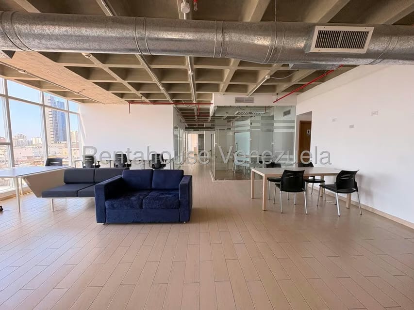 Comercial (Oficina) en Alquiler en 5 de Julio, Zulia - 21