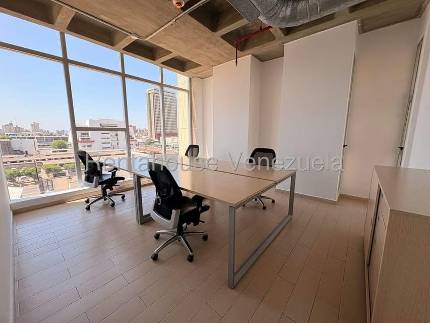 Comercial (Oficina) en Alquiler en 5 de Julio, Zulia - 29