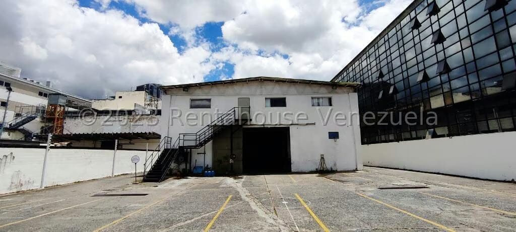 Comercial (Edificio) en Venta en Los Ruices, Distrito Metropolitano - 9