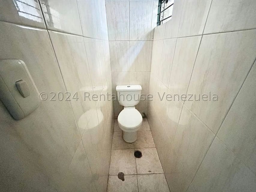 Comercial (Local Comercial) en Venta en Centro, Lara - 28