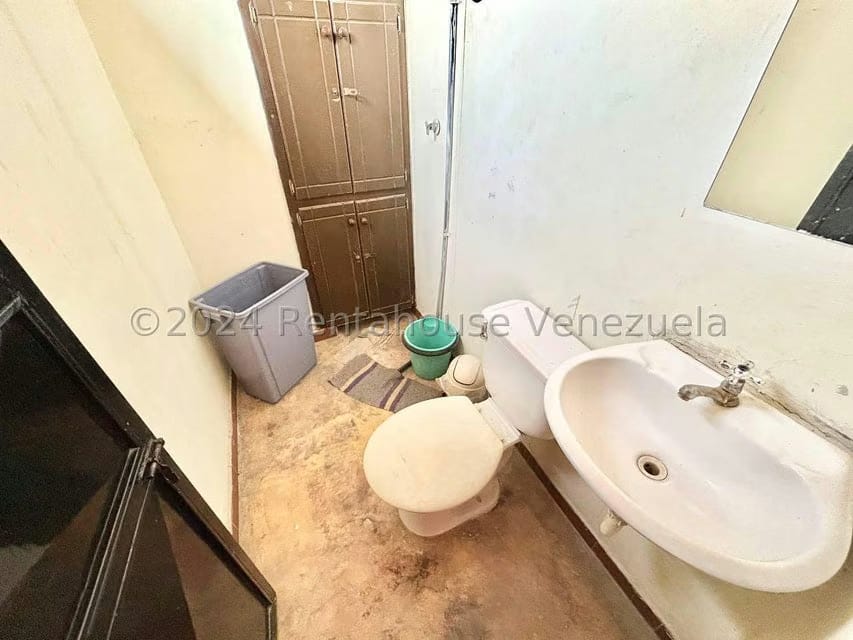 Comercial (Local Comercial) en Venta en Centro, Lara - 32