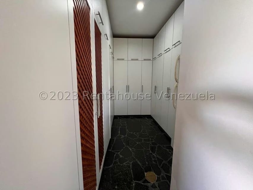 Casa (Multipes Niveles) en Venta en Loma Linda, Distrito Metropolitano - 25