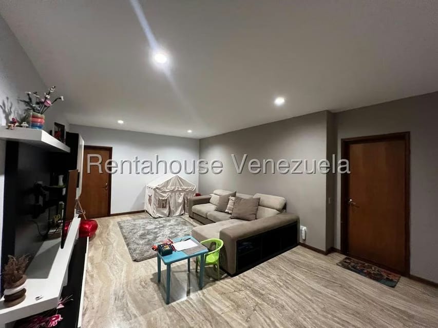 Casa (Multipes Niveles) en Venta en Loma Linda, Distrito Metropolitano - 28
