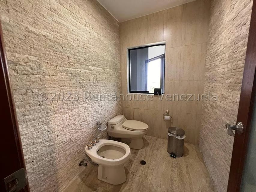 Casa (Multipes Niveles) en Venta en Loma Linda, Distrito Metropolitano - 34