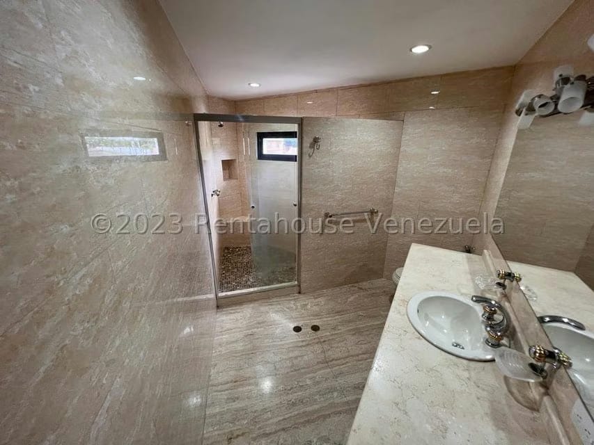 Casa (Multipes Niveles) en Venta en Loma Linda, Distrito Metropolitano - 62