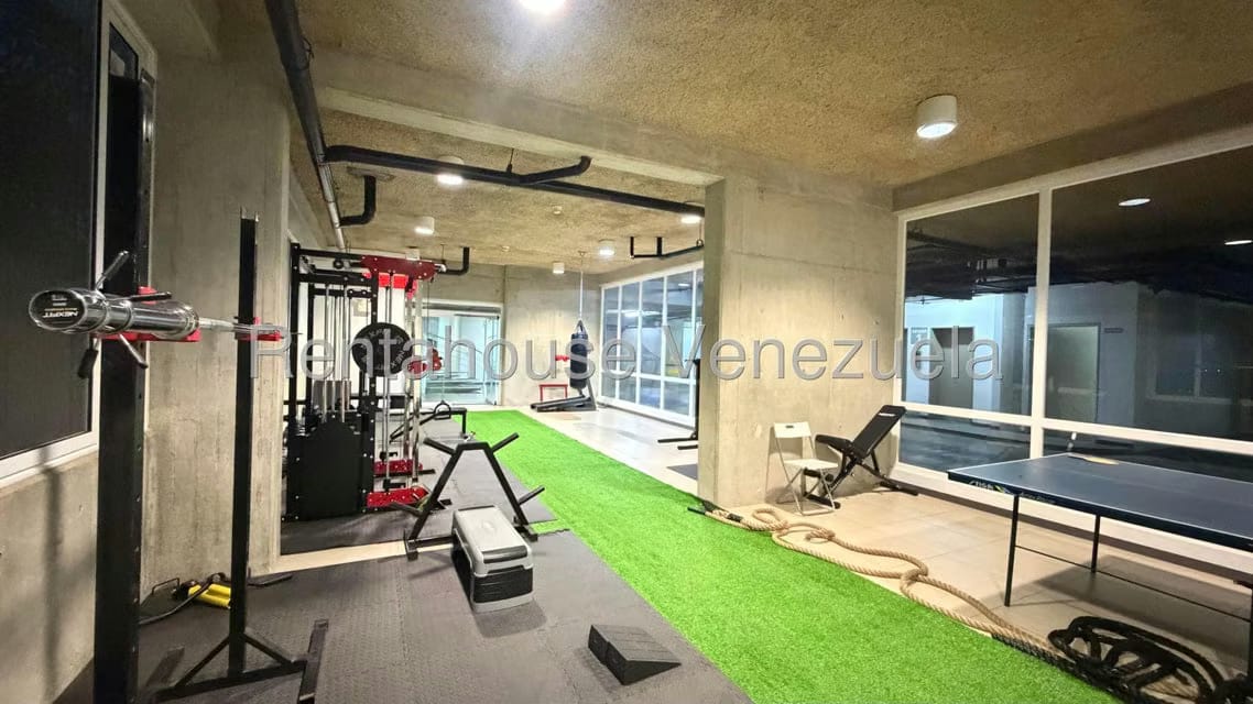 Apartamento (1 Nivel) en Alquiler en Solar del Hatillo, Distrito Metropolitano - 28