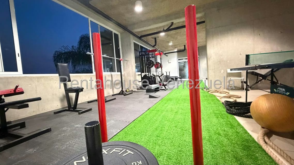 Apartamento (1 Nivel) en Alquiler en Solar del Hatillo, Distrito Metropolitano - 29