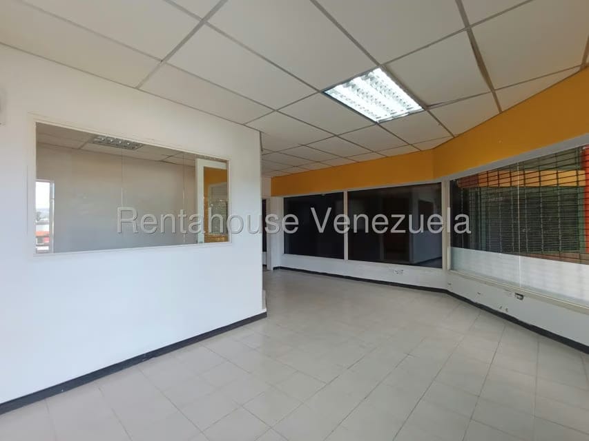 Comercial (Local Comercial) en Venta en Sabana Larga, Aragua - 2