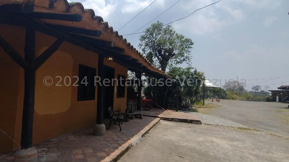 Comercial (Local Comercial) en Alquiler en Baruta, Distrito Metropolitano - 4
