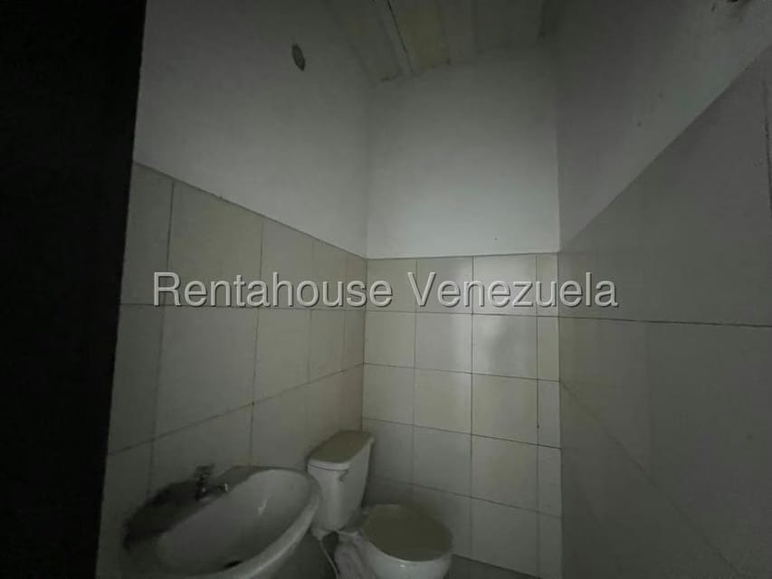 Comercial (Local Comercial) en Alquiler en Centro, Lara - 11